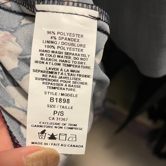 Dress - Picture 4 of 5